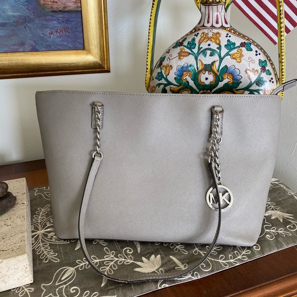 Michael Kors Tote Shoulderbag with silver chain accents  gray - Picture 1 of 11